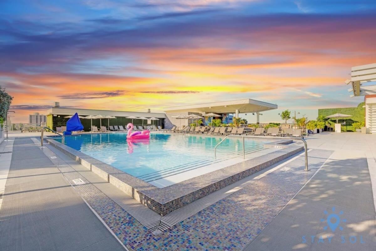 Rooftop Pool - Balcony - Hollywood Beach Broad - Walk Eksteriør billede
